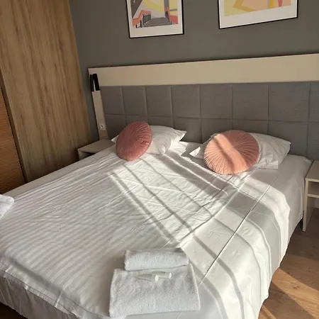 Good Wolska Apartament *