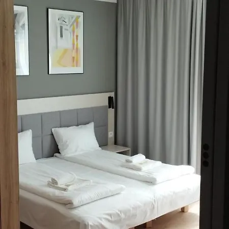 Good Wolska Apartment