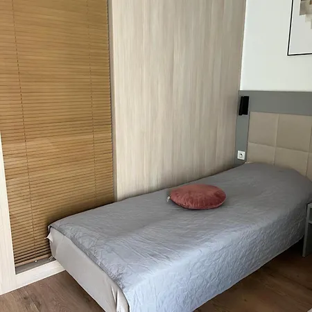 Good Wolska Apartment